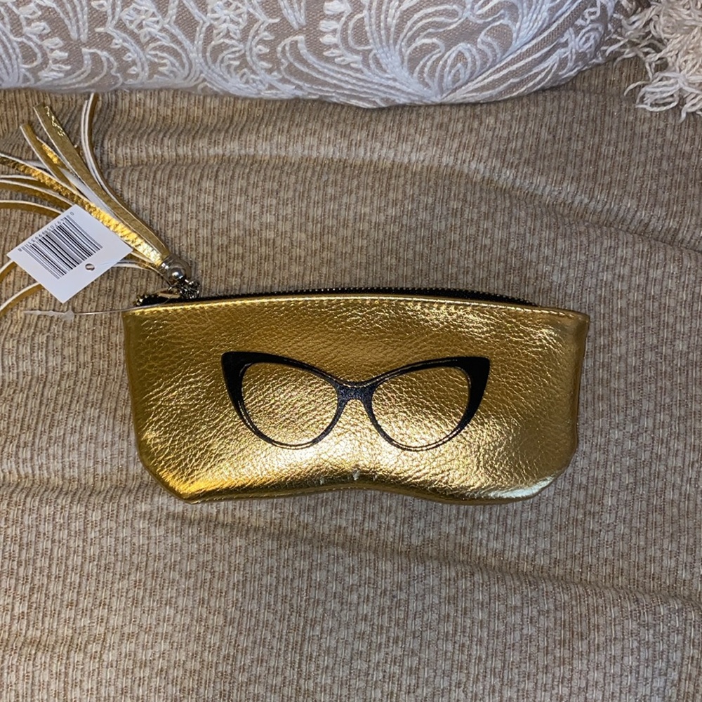 💛♠️💛NWT Betsey Johnson Gold Sunglasses/Glasses Case
